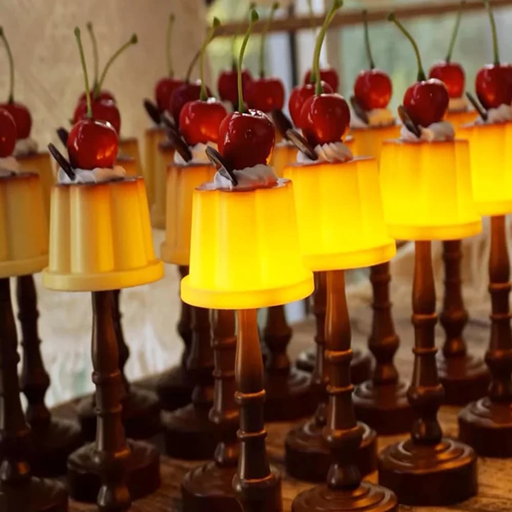 Retro mini lampka biurkowa LED w kształcie puddinga