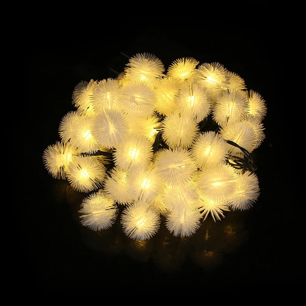 Wodoodporna solarna lampa ogrodowa z pluszowym mleczykiem